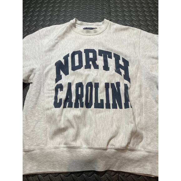 UNC North Carolina Champion Reverse Weave Crewneck Tarheels Gray Size Small - Picture 3 of 9